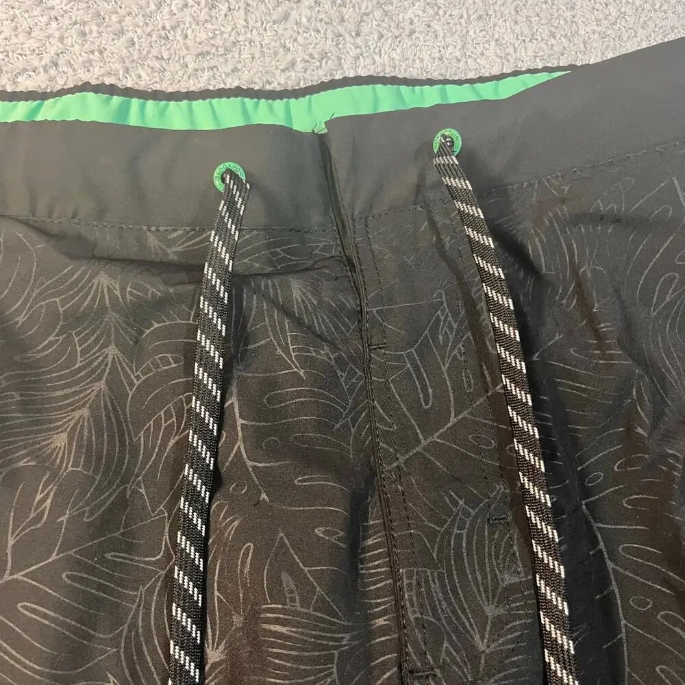 Zero Posur Size XL men’s swim trunks